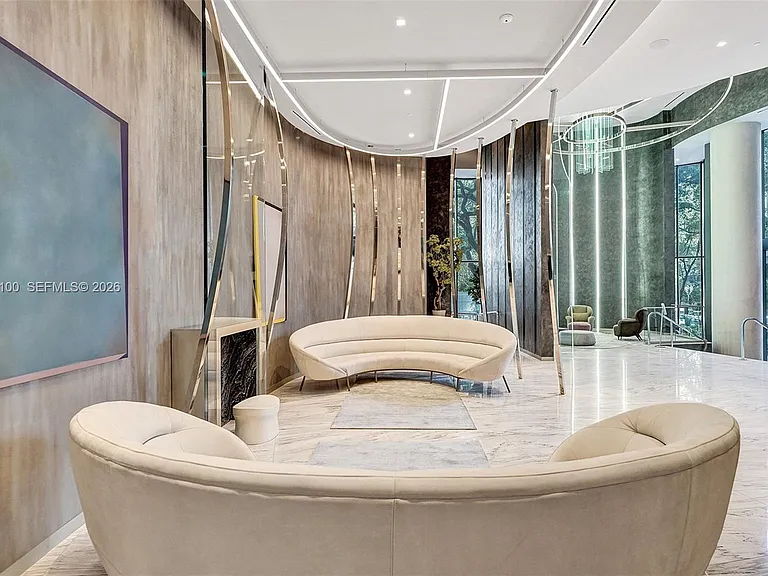 1000 Brickell Plz #Penthouse 5106 — Photo 4
