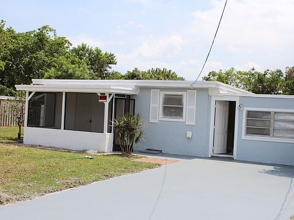 5th image of 4572 Acacia Ln