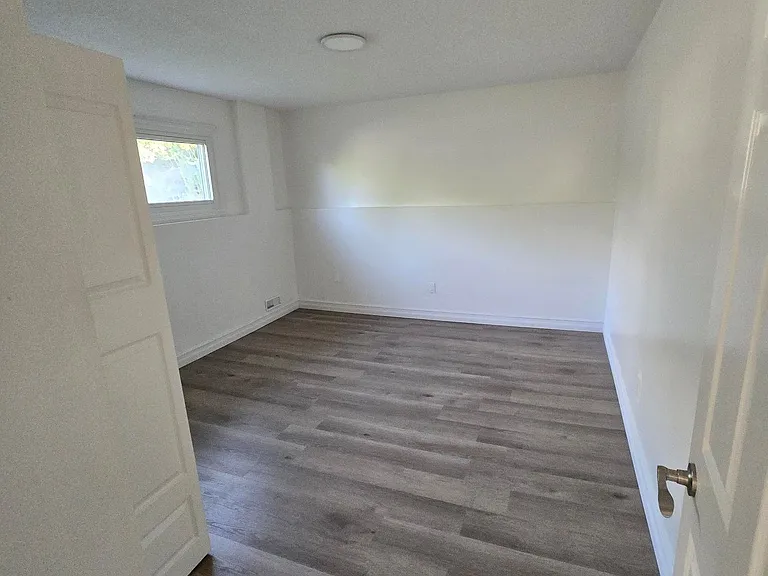 901 Lawson Rd — Photo 13