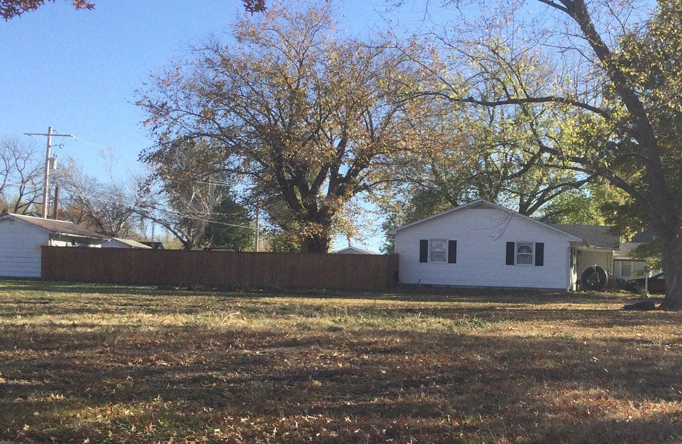 1621 S Ingram Ave, Sedalia, MO 65301 Zillow