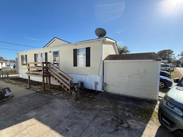 373 Silver Sands Ln., Murrells Inlet, SC 29576