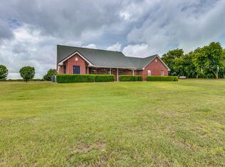 320 S Oak Branch Rd, Waxahachie, TX 75167