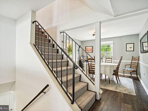 5th image of 4430 Longworthe Sq