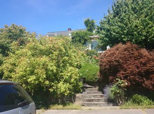 2320 Rosemont Pl W, Seattle, WA 98199