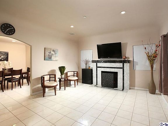 5th image of 670 Estelle Ave