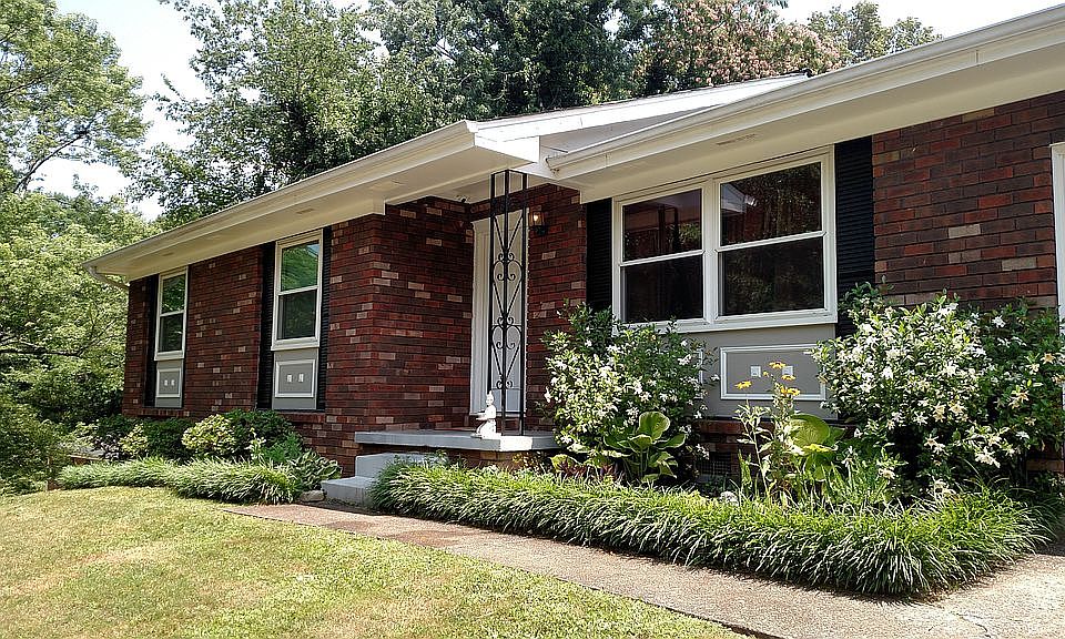 2nd image of 5757 Antonio Ln