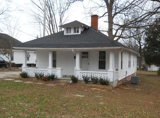 102 E Cherry St, Glasgow, KY 42141