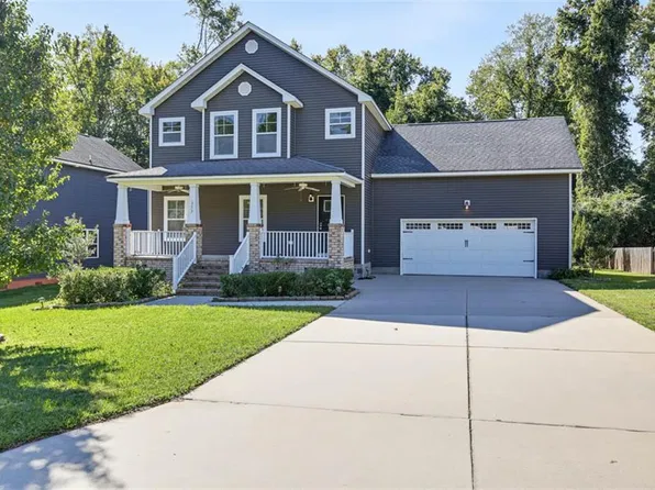 513 Taliaferro Rd, Newport News, VA 23603