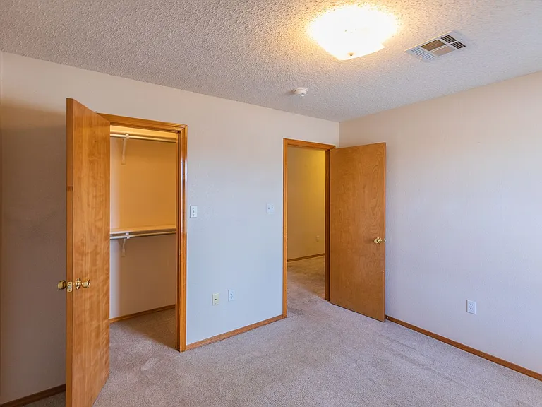 1378 Challenger Ave — Photo 14