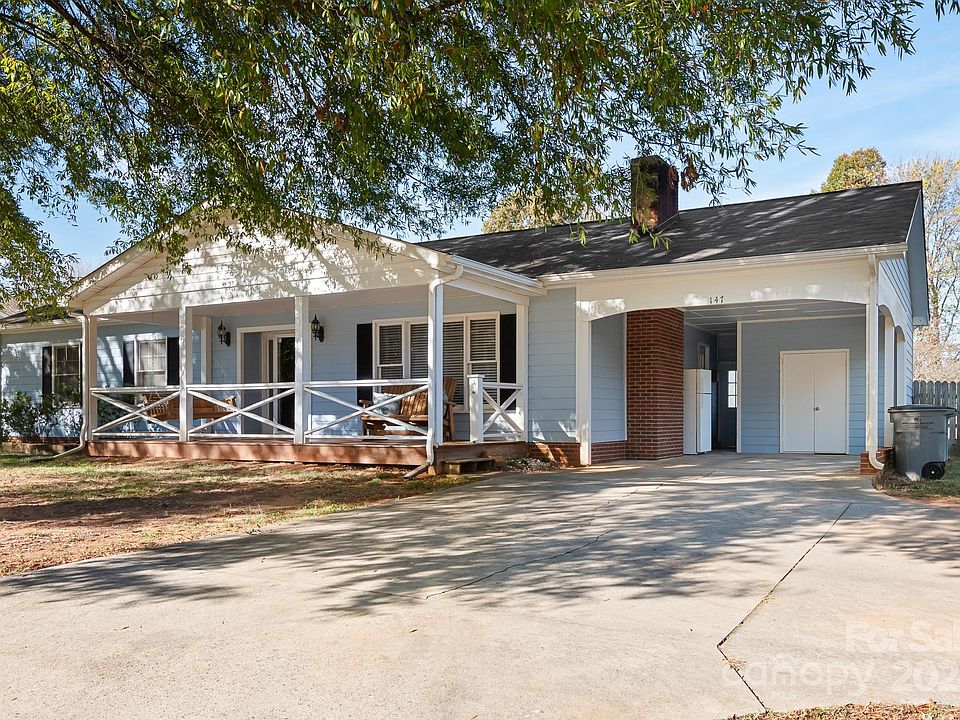 1st image of 147 Oak Haven Dr