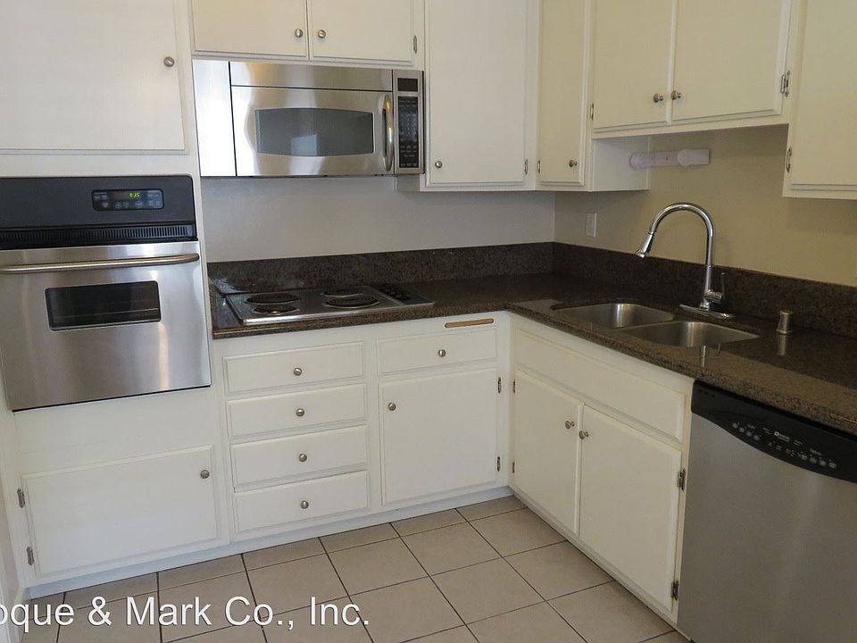 1st image of 845 20th St APT 104