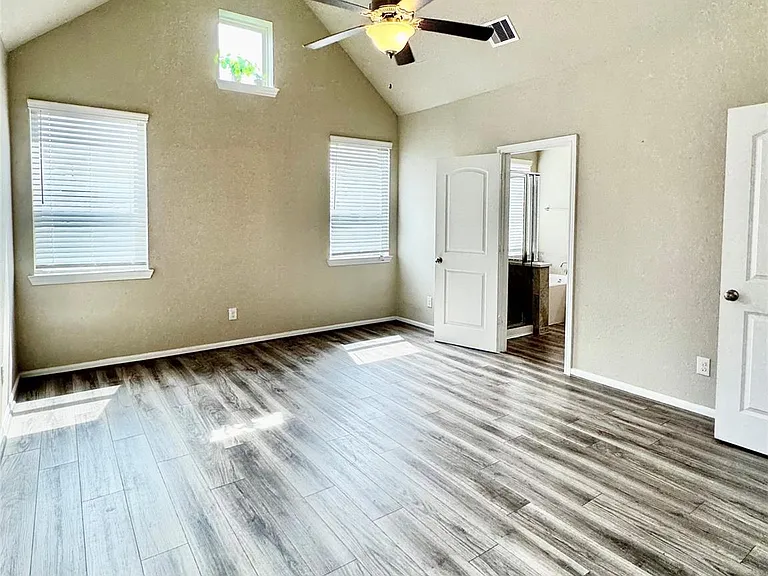 2527 Bordelon Ln — Photo 13