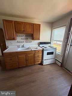 5th image of 1910 Valley Rd Floor 2