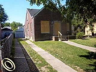 1st image of 15656 Saratoga St