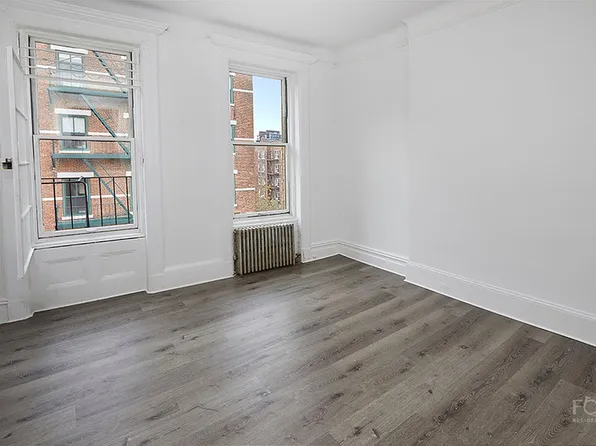 8 Bethune St #15, New York, NY 10014