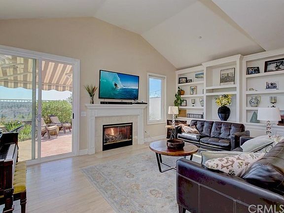 4th image of 25 Cottage Ln