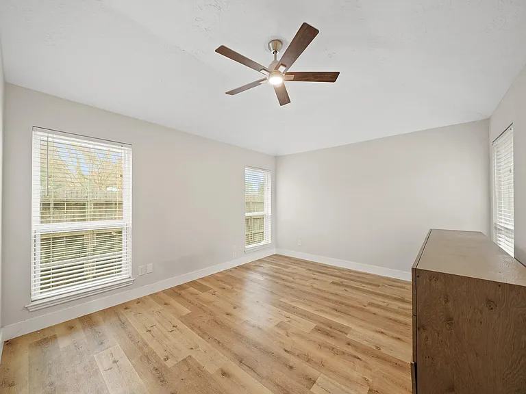 19211 Haystream Dr — Photo 20