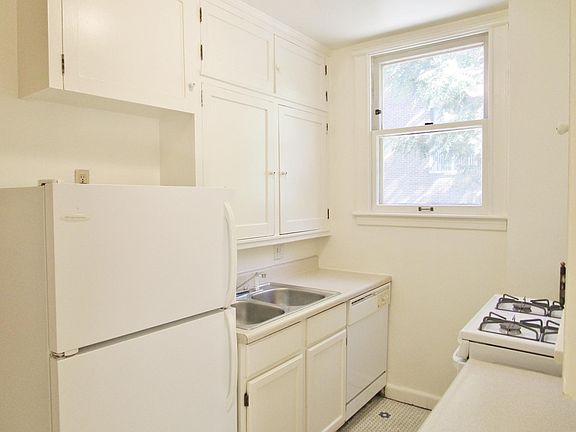 5th image of 615 E 10th Ave APT 8