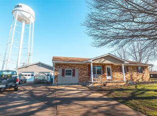 400 Prospect St, Cuba, MO 65453