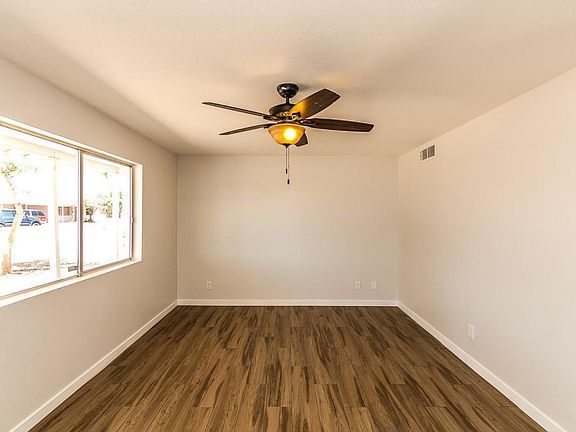 4th image of 5555 W Roanoke Ave