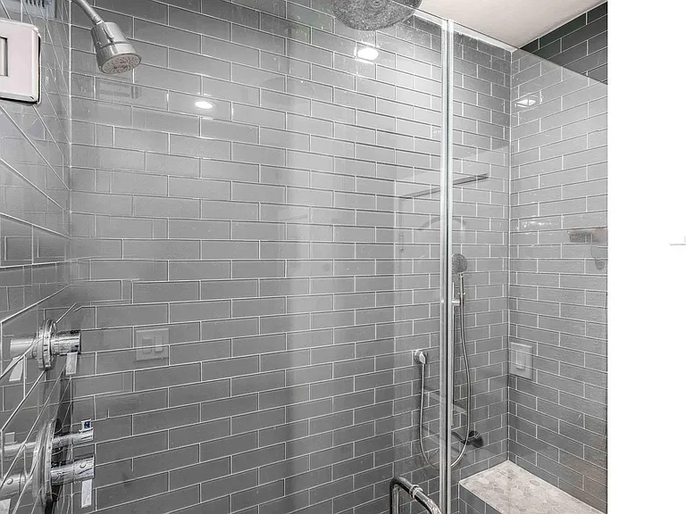 808 Woodrow St — Photo 23