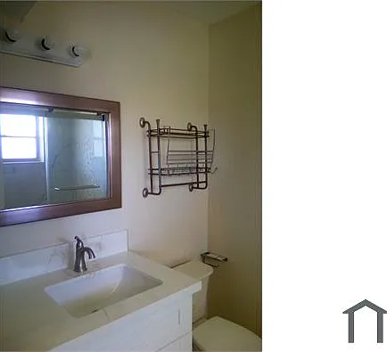 9911 Three Lakes Cir — Photo 21