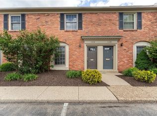 140 Jamestown Ct, Pittsburgh, PA 15216