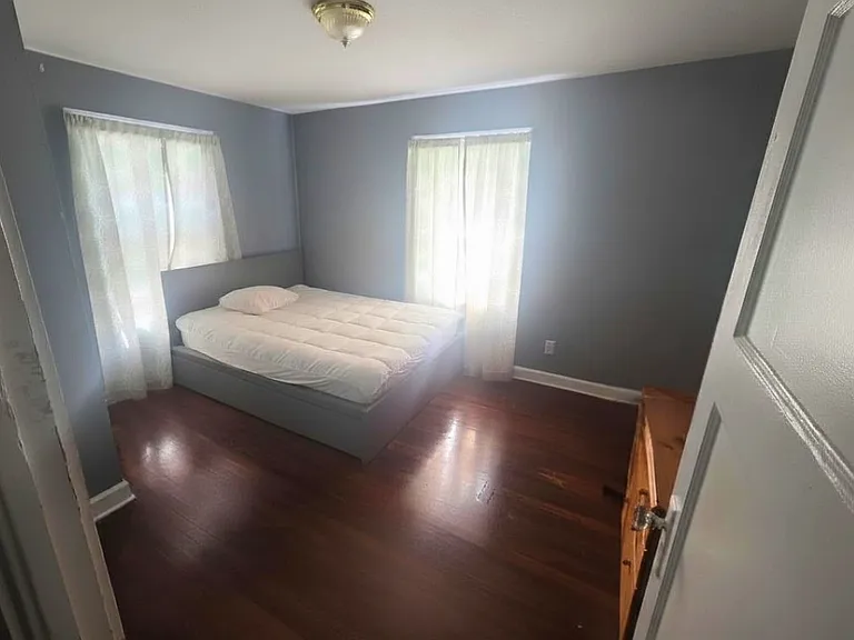 810 N Bradley Ave #1 — Photo 2