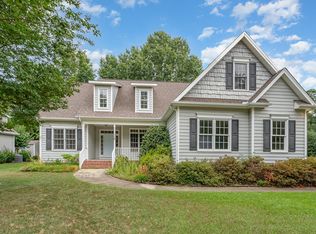 933 E Ivy Valley Dr, Fuquay Varina, NC 27526