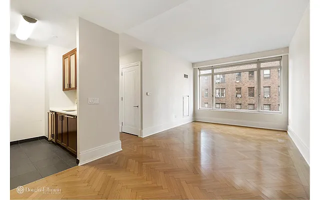 Sold by Douglas Elliman | media 6