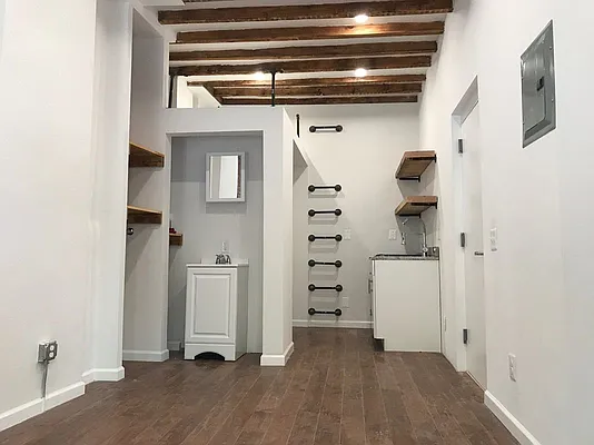 Rented by Owner | media 18