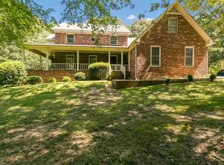 409 Lakewood Dr E, Jackson, TN 38305