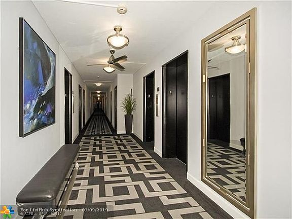 3rd image of 3200 NE 36th St APT 812