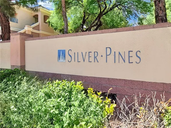 424 Pine Haven St, Las Vegas, NV
