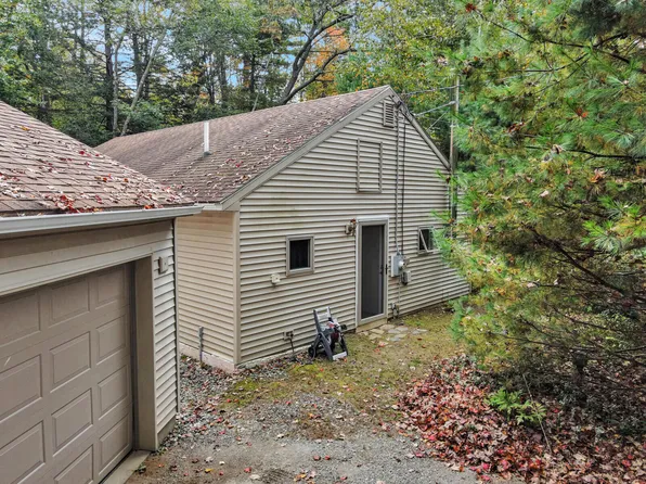 8 Moose Drive, Brunswick, ME 04011