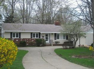 37311 Arlington Dr, Willoughby, OH 44094