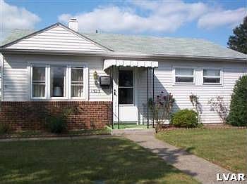 3rd image of 1525 Lansdale Ave