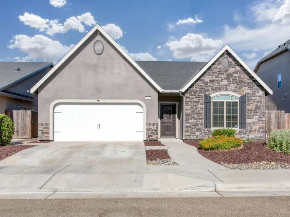 3327 N Pearwood Ave, Fresno, CA 93727