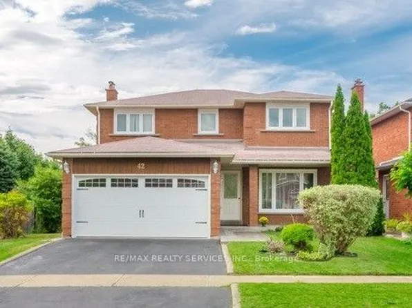 42 Dundalk Cres, Brampton, ON L6Z 2V1