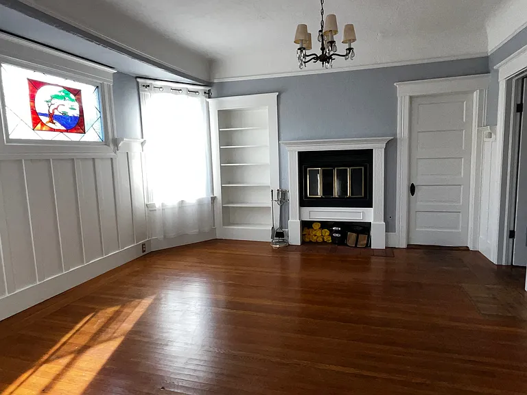 1440 Bay St — Photo 4