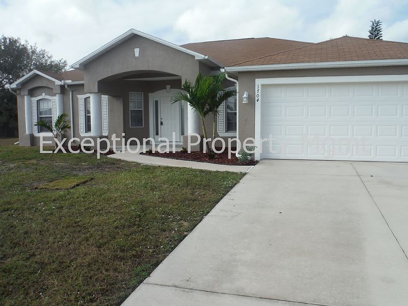 1st image of 1704 NW 6th Ave