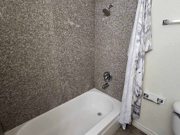 5281 River Glen Dr #228 — Photo 9