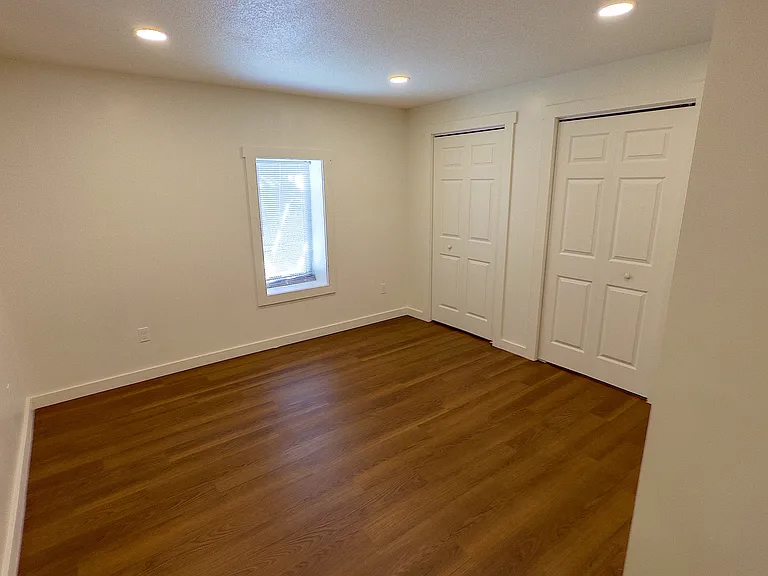 107 N Everett High Rd — Photo 6