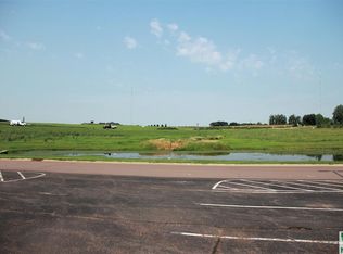 1379 100th St, Larchwood, IA 51241