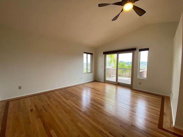2315 Birdie St — Photo 16