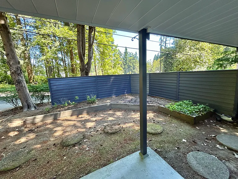 10643 SE 25th St — Photo 20