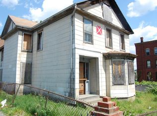 18 Charlton St, Worcester, MA 01608