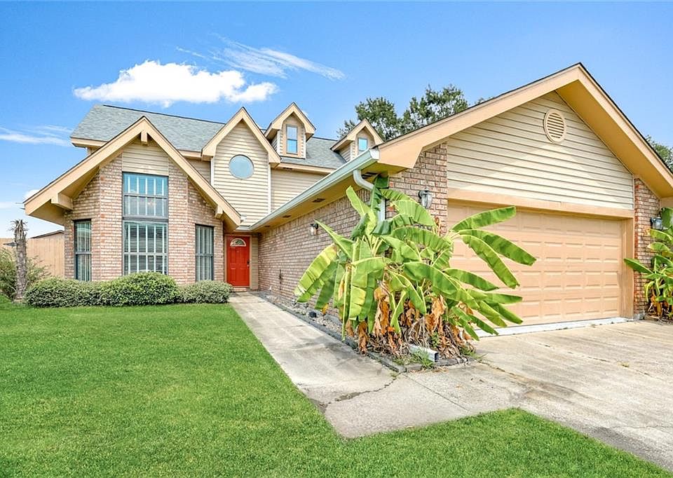 1st image of 288 Moonraker Dr