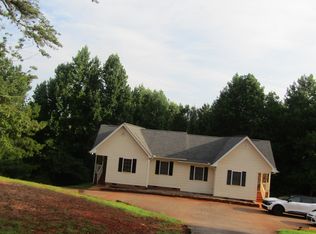 128 Shirley Cir APT B, Anderson, SC 29625