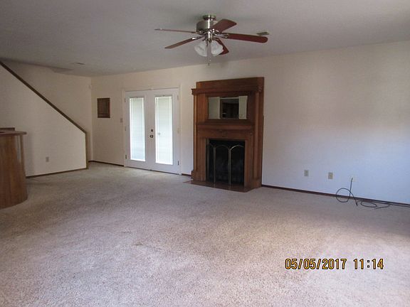 3rd image of 4016 NW Ozmun Ave APT B